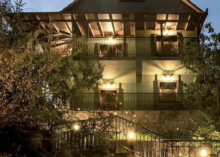 Italiano Synikia Mesi Trikalon