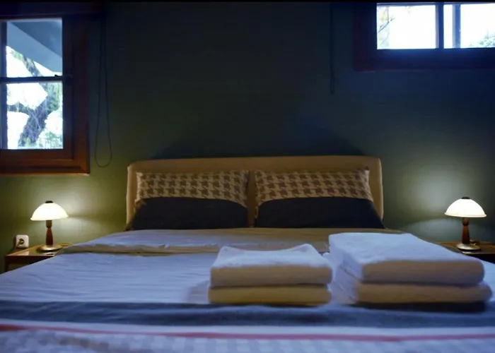 Italiano Synikia Mesi Trikalon