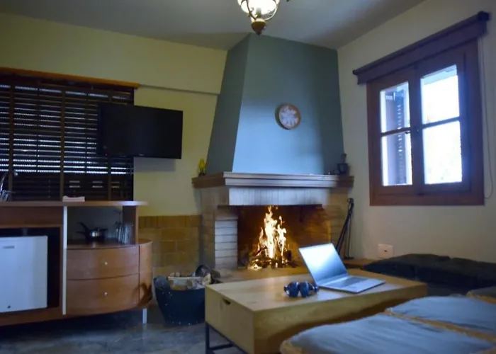 Italiano 3* Synikia Mesi Trikalon